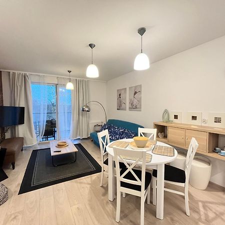 Lazurowy Apartament Kołobrzeg Extérieur photo